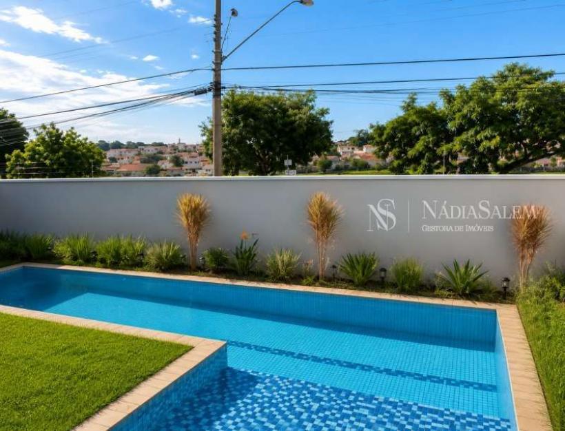 Sofisticação e Conforto: Mansão de Alto Padrão em Condomínio Fechado