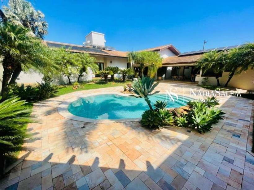 Casa de Alto Padrão à Venda em Jaú/SP  Bairro Chácara Auler